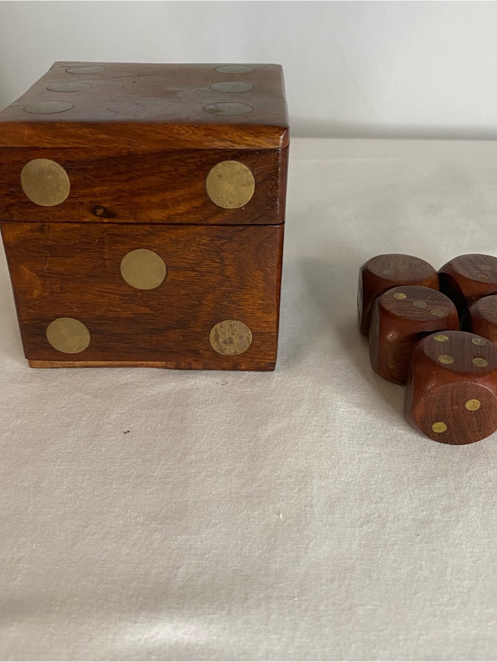 Lot of Fun Wood Dice and Jacks - Picture 5 of 9